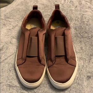 Mauve Slip-on Sneakers